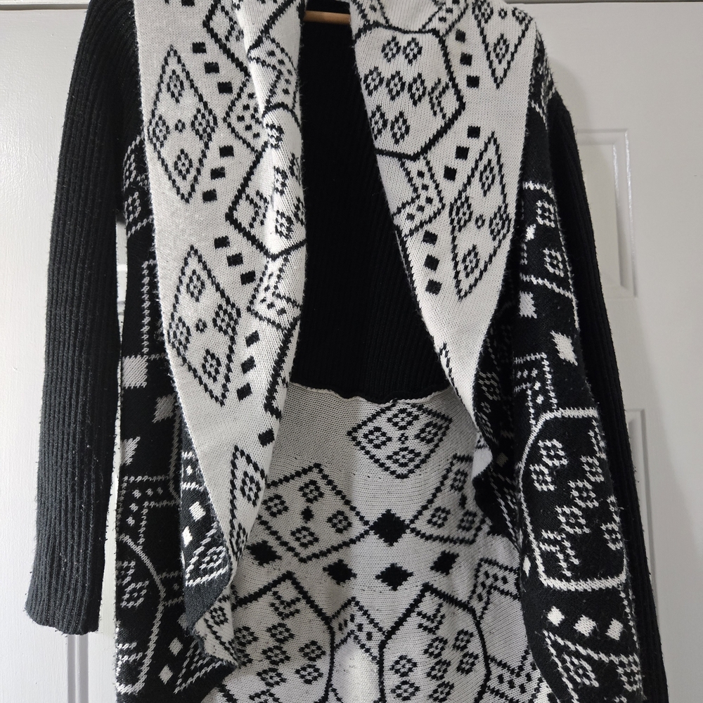 Allison Brittney Black and White Patterned Cardigan